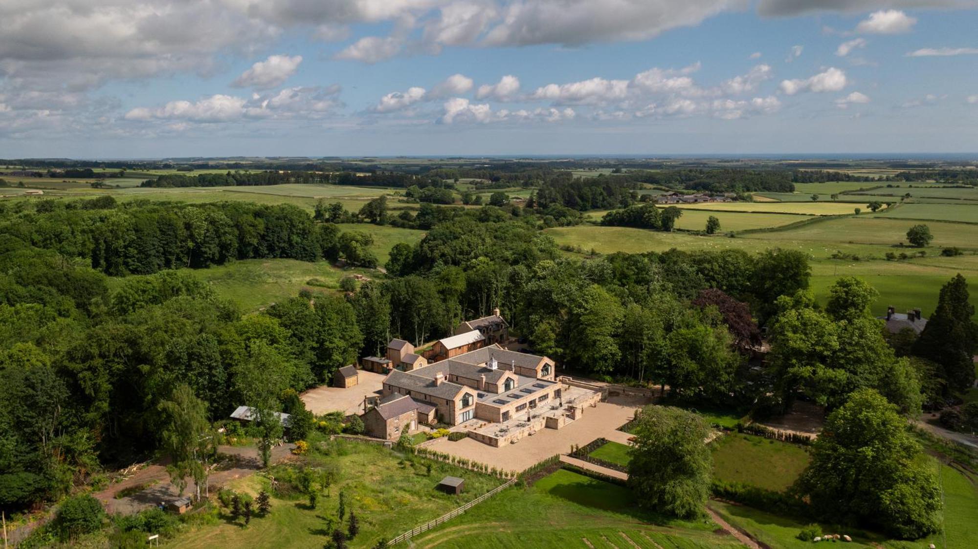 أنوك The Tempus At Charlton Hall Estate المظهر الخارجي الصورة